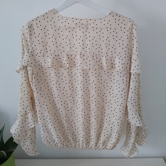 Cream polka dot blouse with ruffles - Picture 2 of 3